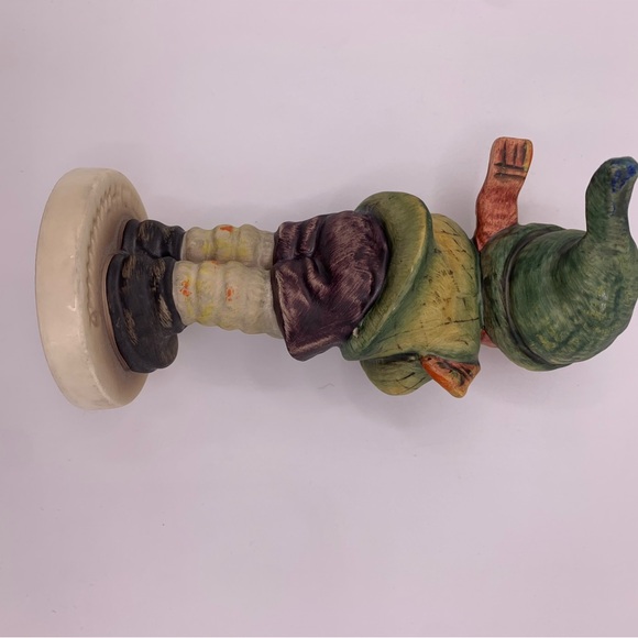 Goebel Hummel Figurine “It’s Cold” Boy - Picture 4 of 6